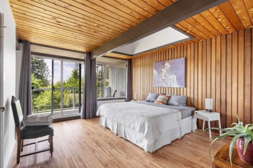 442 Monteray Avenue, North Vancouver, BC - Indoor Photo Showing Bedroom