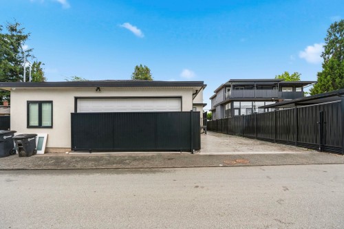 8378 12Th Avenue, Burnaby, BC - Outdoor