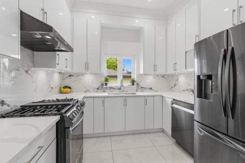 8378 12Th Avenue, Burnaby, BC - Indoor Photo Showing Kitchen With Upgraded Kitchen