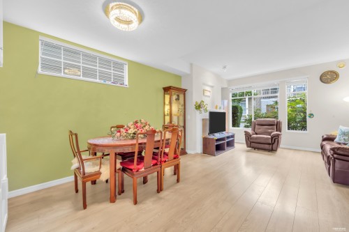 25-5298 Oakmount Crescent, Burnaby, BC - Indoor