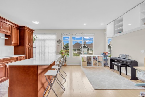 25-5298 Oakmount Crescent, Burnaby, BC - Indoor