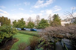 215-251 4th Street W North Vancouver, BC V7M 1H8