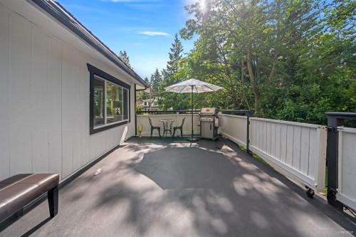 3870 Emerald Drive, North Vancouver, BC - Outdoor