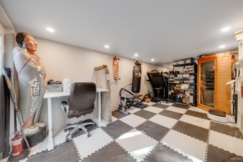3870 Emerald Drive, North Vancouver, BC - Indoor