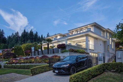 1515 Camelot Road, West Vancouver, BC - Outdoor