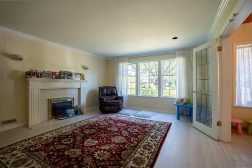 1618 62Nd Avenue W, Vancouver, BC - Indoor Photo Showing Other Room With Fireplace