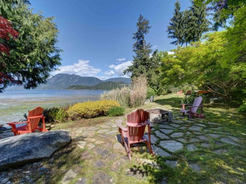 6480 Shoreline Place, Sechelt, BC - Outdoor With Body Of Water With View