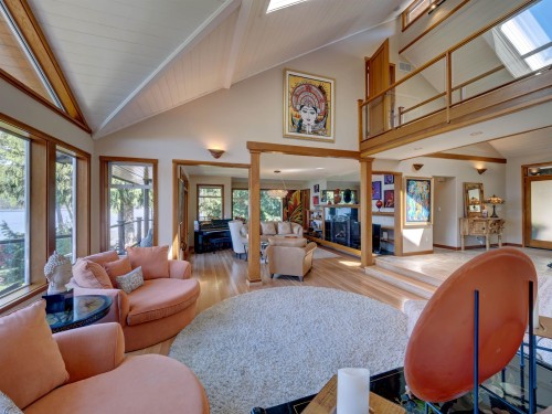 6480 Shoreline Place, Sechelt, BC - Indoor