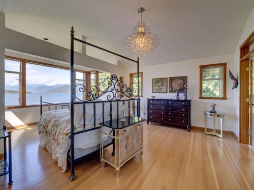 6480 Shoreline Place, Sechelt, BC - Indoor