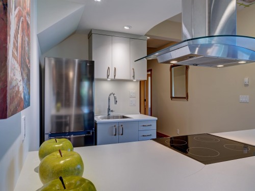 6480 Shoreline Place, Sechelt, BC - Indoor Photo Showing Kitchen