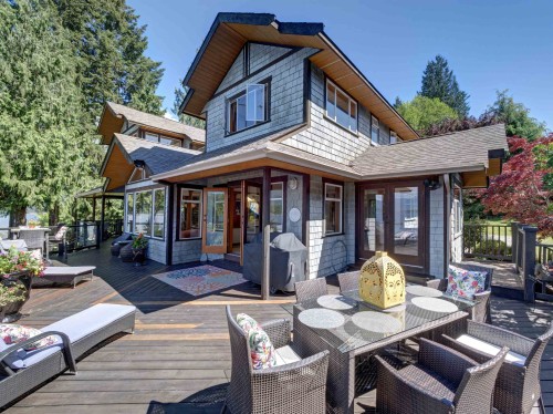 6480 Shoreline Place, Sechelt, BC - Outdoor With Deck Patio Veranda