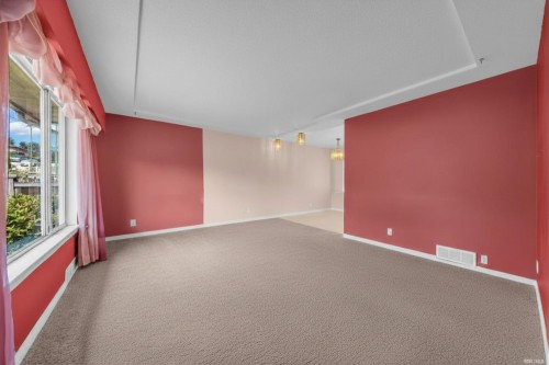 4438 Darwin Avenue, Burnaby, BC - Indoor Photo Showing Other Room
