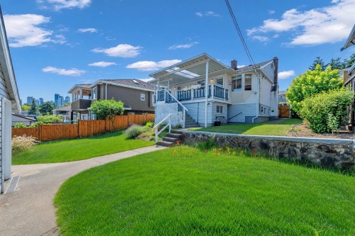 4438 Darwin Avenue, Burnaby, BC - Outdoor