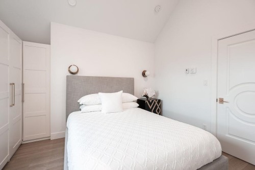 1022 Odlum Drive, Vancouver, BC - Indoor Photo Showing Bedroom