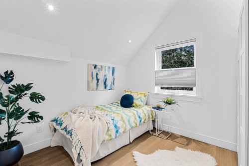 1022 Odlum Drive, Vancouver, BC - Indoor Photo Showing Bedroom