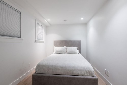 1022 Odlum Drive, Vancouver, BC - Indoor Photo Showing Bedroom