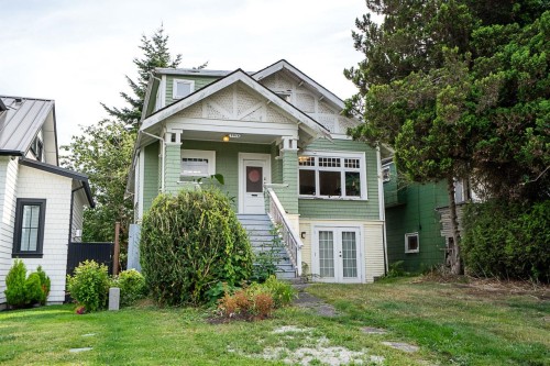 2814 Trinity Street, Vancouver, BC - Outdoor