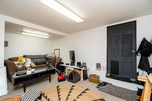 2814 Trinity Street, Vancouver, BC - Indoor