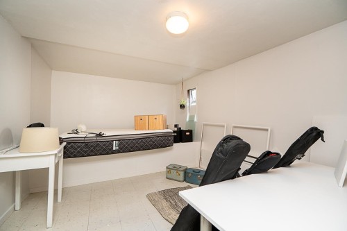 2814 Trinity Street, Vancouver, BC - Indoor Photo Showing Office