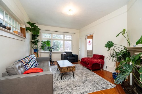 2814 Trinity Street, Vancouver, BC - Indoor