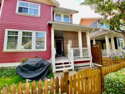 25-6431 Princess Lane  Richmond, BC V7E 6T3