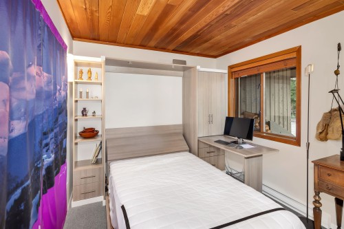 109-6117 Eagle Drive, Whistler, BC - Indoor Photo Showing Bedroom
