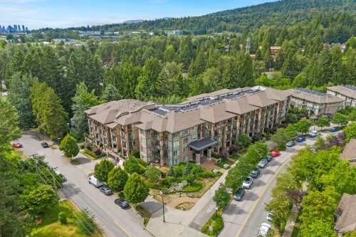 319-3399 Noel Drive  Burnaby, BC V3J 0G8