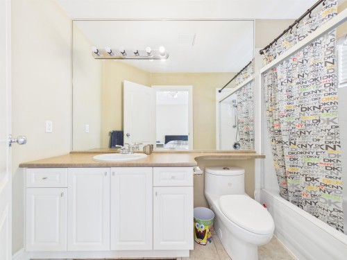 3010 Maplewood Court, Coquitlam, BC - Indoor Photo Showing Bathroom