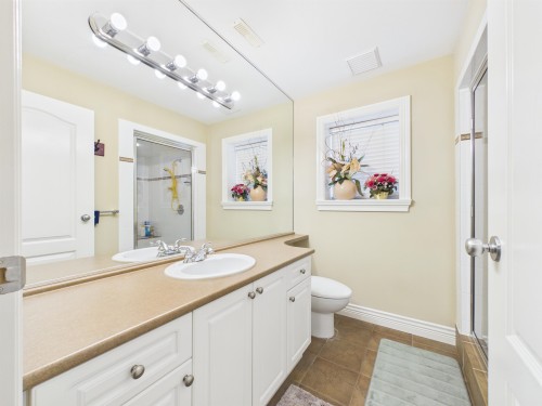 3010 Maplewood Court, Coquitlam, BC - Indoor Photo Showing Bathroom