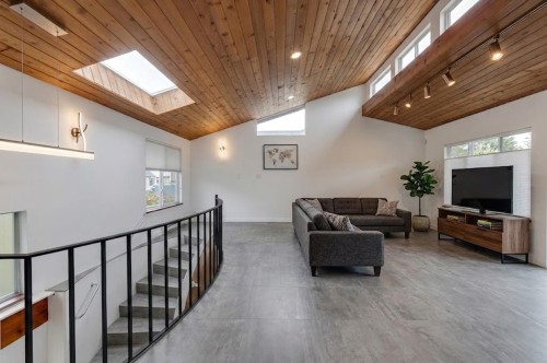 2087 Harrison Drive, Vancouver, BC - Indoor