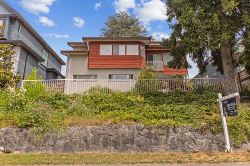 2087 Harrison Drive, Vancouver, BC - Outdoor