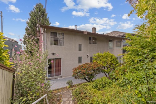 2087 Harrison Drive, Vancouver, BC - Outdoor