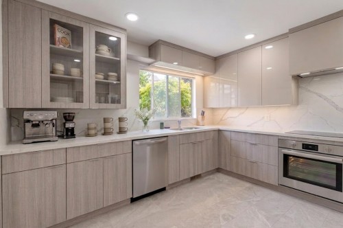 2087 Harrison Drive, Vancouver, BC - Indoor Photo Showing Kitchen With Double Sink With Upgraded Kitchen