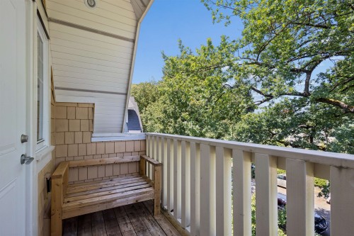 1336 23 Avenue E, Vancouver, BC - Outdoor With Exterior