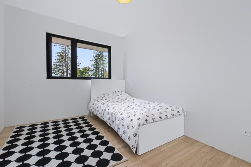 2234 Palmerston Avenue, West Vancouver, BC - Indoor Photo Showing Bedroom