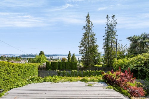 2234 Palmerston Avenue, West Vancouver, BC - Outdoor With View