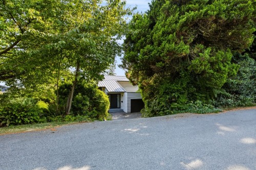 2234 Palmerston Avenue, West Vancouver, BC - Outdoor