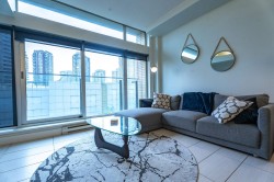 709-33 Pender Street W Vancouver, BC V6B 0E5