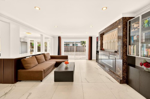 5211 Sapphire Place, Richmond, BC - Indoor