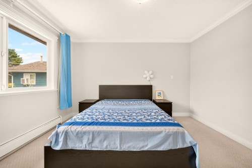 5211 Sapphire Place, Richmond, BC - Indoor Photo Showing Bedroom