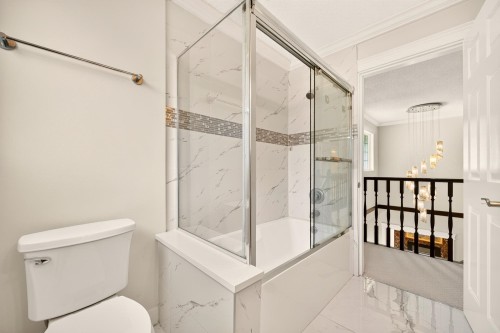 5211 Sapphire Place, Richmond, BC - Indoor Photo Showing Bathroom