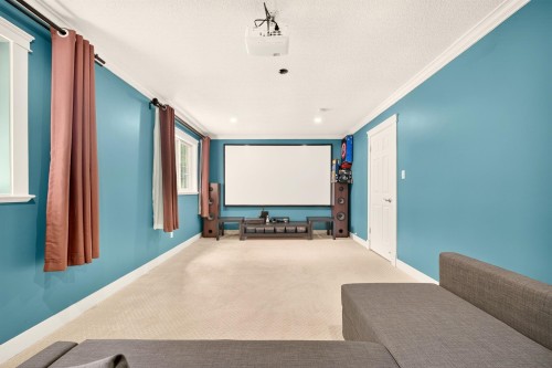 5211 Sapphire Place, Richmond, BC - Indoor Photo Showing Other Room