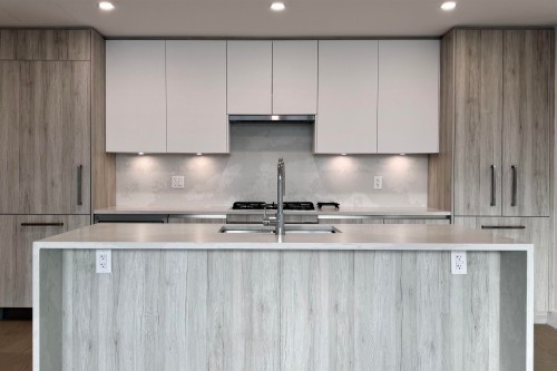 3-BRM-423 6th Street , West Vancouver, BC V7T 0A1