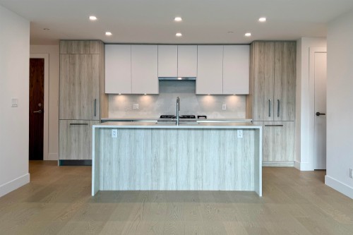 3-BRM-423 6th Street , West Vancouver, BC V7T 0A1 2