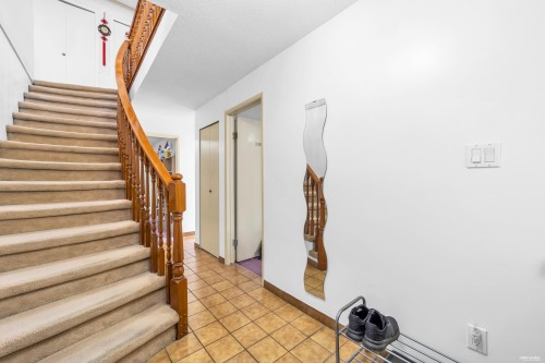 415 Goyer Court, Coquitlam, BC - Indoor Photo Showing Other Room