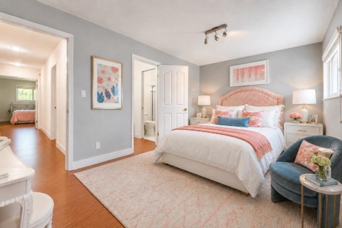 8511 Littlemore Place, Richmond, BC - Indoor Photo Showing Bedroom