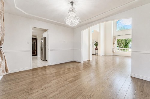8511 Littlemore Place, Richmond, BC - Indoor Photo Showing Other Room