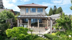 735 Franklin Road  Gibsons, BC V0N 1V8
