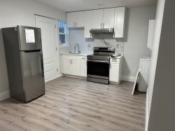 2000 W 48th Avenue Vancouver, BC V6M 2P4