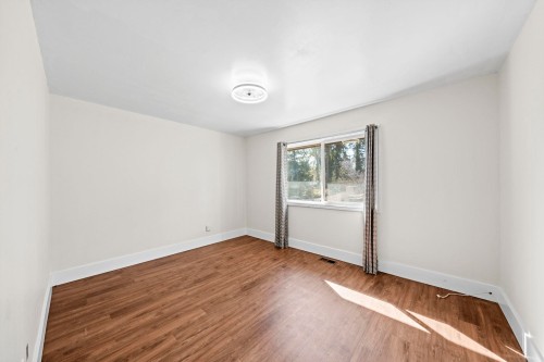 21796 Howison Avenue, Maple Ridge, BC - Indoor Photo Showing Other Room